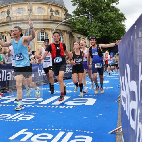 29.06.2025 - hella hamburg halbmarathon Strokosch-Dieckow http://msf.ph/oto/8302948 29.06.2025 10:54:16 Ziel 1267, 1442, 3103, 3177, 3861, 3898, 4635, 6082, 6084, 6443, 6511, 6512, 7274, 8223, 8772, 9791, 11430, 12213, 12362, 13033, 13289, 13794, 13803, 15169, 15524, 15946, 16527, 16574, 16750, 16780, 16879, 17087, 17698, 18268 meine-sportfotos.de