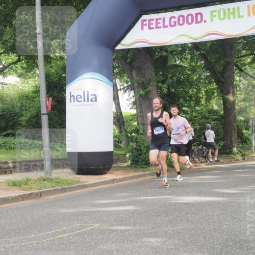 29.06.2025 - hella hamburg halbmarathon KatJ http://msf.ph/oto/8303067 29.06.2025 10:14:12 Zwischen KM18-KM19  meine-sportfotos.de