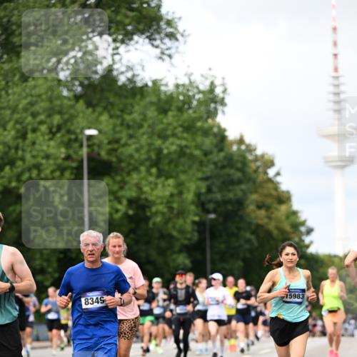 29.06.2025 - hella hamburg halbmarathon Dr. Thomas Lammeyer http://msf.ph/oto/8303092 29.06.2025 10:38:04 Kennedybrücke 1189, 1275, 1764, 1896, 2038, 2526, 2776, 2933, 3264, 3340, 3345, 3848, 4433, 4445, 4449, 4807, 4824, 4826, 5096, 5141, 5557, 5561, 5566, 5569, 5691, 5821, 5822, 5887, 6364, 6515, 6516, 6956, 7027, 7565, 7633, 7653, 7982, 8157, 8277, 8349, 8375, 8377, 8383, 8401, 8620, 9258, 9438, 9875, 9995, 10048, 10071, 10561, 10800, 11111, 11229, 11237, 11260, 11338 meine-sportfotos.de