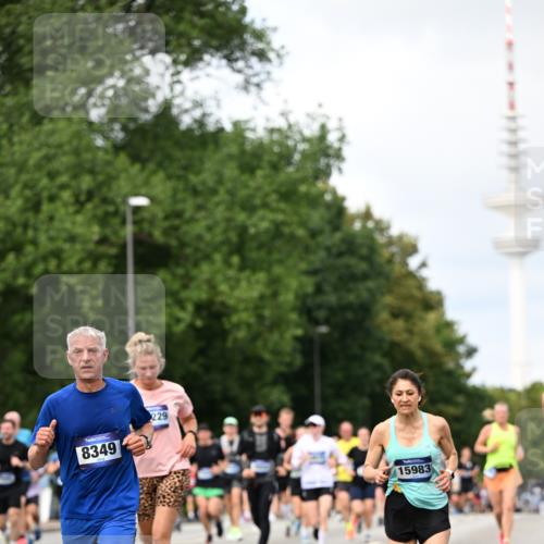 29.06.2025 - hella hamburg halbmarathon Dr. Thomas Lammeyer http://msf.ph/oto/8303198 29.06.2025 10:38:04 Kennedybrücke 1189, 1275, 1764, 1896, 2038, 2526, 2776, 2933, 3264, 3340, 3345, 3848, 4433, 4445, 4449, 4807, 4824, 4826, 5096, 5141, 5557, 5561, 5566, 5569, 5691, 5821, 5822, 5887, 6364, 6515, 6516, 6956, 7027, 7565, 7633, 7653, 7982, 8157, 8277, 8349, 8375, 8377, 8383, 8401, 8620, 9258, 9438, 9875, 9995, 10048, 10071, 10561, 10800, 11111, 11229, 11237, 11260, 11338 meine-sportfotos.de