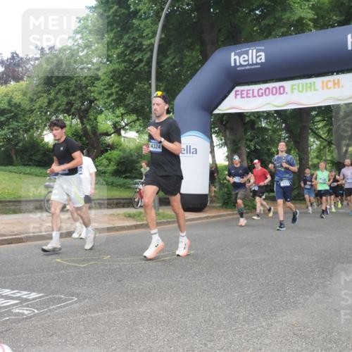 29.06.2025 - hella hamburg halbmarathon KatJ http://msf.ph/oto/8303277 29.06.2025 10:43:32 Zwischen KM18-KM19 1130, 1485, 2083, 2250, 2741, 2996, 4813, 5492, 7547 meine-sportfotos.de