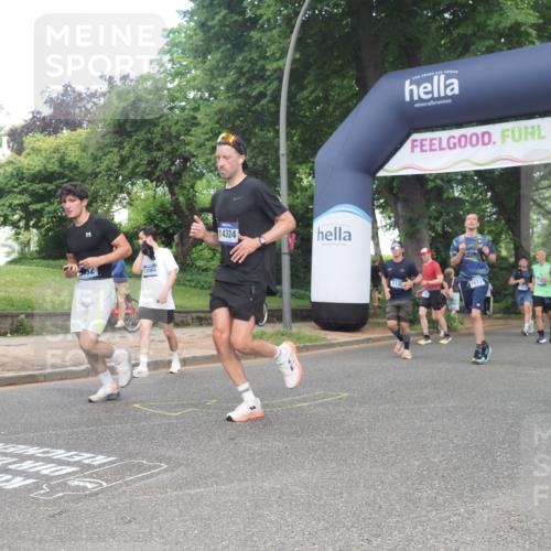 29.06.2025 - hella hamburg halbmarathon KatJ http://msf.ph/oto/8303344 29.06.2025 10:43:32 Zwischen KM18-KM19 1130, 1485, 2083, 2250, 2741, 2996, 4813, 5492, 7547 meine-sportfotos.de
