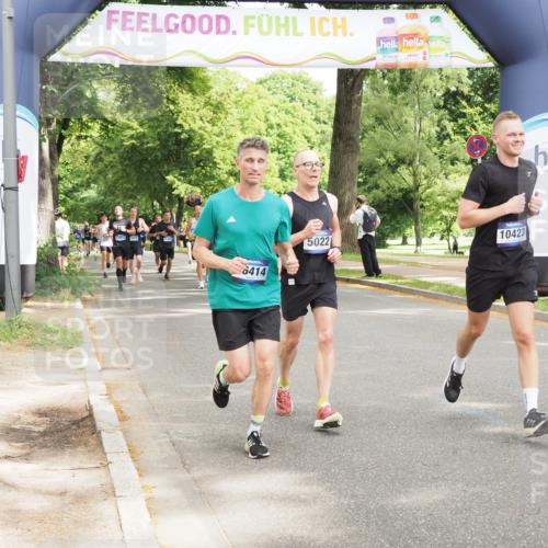 29.06.2025 - hella hamburg halbmarathon MichiJ http://msf.ph/oto/8303428 29.06.2025 10:35:00 Zwischen KM18-KM19 1689, 1942, 5022, 5650, 6203, 7480, 8852, 9305, 10423, 13554, 14618, 14619, 15026, 16414, 17846, 18118 meine-sportfotos.de