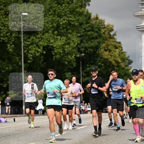 29.06.2025 - hella hamburg halbmarathon Dr. Thomas Lammeyer http://msf.ph/oto/8303447 29.06.2025 10:16:30 Kennedybrücke 1249, 1610, 1785, 1850, 1851, 2942, 2963, 2964, 3182, 3248, 3262, 3363, 4453, 4532, 5150, 5166, 5176, 6822, 6871, 7014, 7907, 8917, 8971, 9428, 9705, 10067, 10402, 10409, 10685, 11025 meine-sportfotos.de