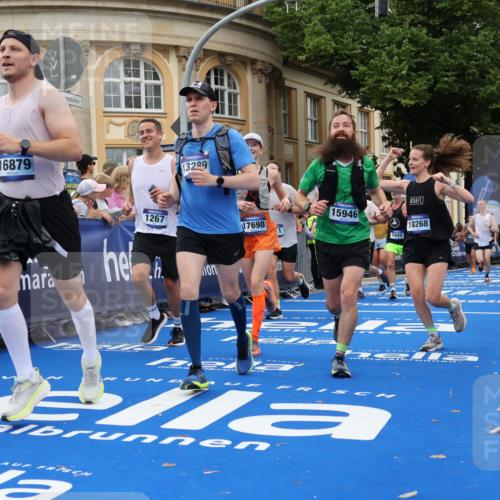 29.06.2025 - hella hamburg halbmarathon Strokosch-Dieckow http://msf.ph/oto/8303465 29.06.2025 10:54:22 Ziel 1267, 1442, 3103, 3426, 3794, 3861, 4635, 4868, 6511, 6512, 7129, 7274, 8223, 8772, 11009, 11430, 11797, 11799, 12321, 12362, 13289, 13803, 15146, 15946, 16327, 16527, 16574, 16750, 16879, 17087, 17698, 18268, 19067 meine-sportfotos.de