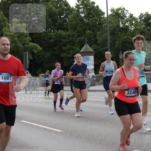 29.06.2025 - hella hamburg halbmarathon Jannik Wohlers http://msf.ph/oto/8303477 29.06.2025 10:37:28 Lombardsbrücke 1475, 1578, 1799, 1985, 2853, 3230, 3246, 3880, 5139, 5522, 5875, 6243, 6362, 6697, 7244, 7321, 7350, 7696, 8985, 9247, 9288, 9895, 10025, 10159, 10836, 11087, 11152, 11164, 11421, 11456, 11457, 11479, 11543, 11882, 12242, 12254, 13650, 14018, 15002, 15329, 15418, 15511, 16211, 16220, 16360, 17389, 17793, 17798, 18317, 18319, 18572, 18937 meine-sportfotos.de