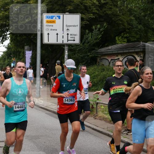 29.06.2025 - hella hamburg halbmarathon Yannick Fuchs http://msf.ph/oto/8303561 29.06.2025 10:50:06 20KM 1130, 1180, 1877, 2378, 2982, 3042, 3048, 4594, 4813, 4951, 5287, 5465, 5721, 5744, 6759, 7646, 7742, 8311, 8330, 8639, 8863, 8968, 8996, 9246, 9622, 9903, 10084, 11143, 11309, 11554, 11638, 11870, 12196, 12515, 12858, 13474, 14363, 14461, 15134, 16008, 16009, 16043, 16375, 16434, 16620, 16625, 17468, 18117, 18125, 18325, 18340, 18495, 18531, 18634, 18966, 19152 meine-sportfotos.de