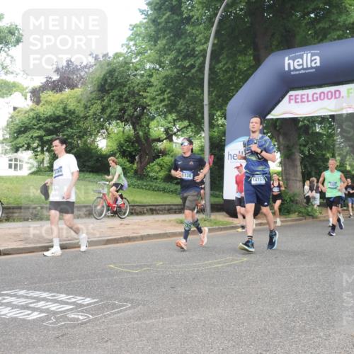 29.06.2025 - hella hamburg halbmarathon KatJ http://msf.ph/oto/8303575 29.06.2025 10:43:33 Zwischen KM18-KM19 1130, 1485, 2083, 2250, 5492, 7547 meine-sportfotos.de