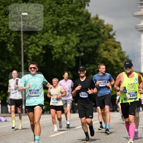 29.06.2025 - hella hamburg halbmarathon Dr. Thomas Lammeyer http://msf.ph/oto/8303603 29.06.2025 10:16:31 Kennedybrücke 1249, 1610, 1785, 1850, 1851, 2942, 2963, 2964, 3182, 3248, 3262, 3363, 4453, 4532, 5150, 5166, 5176, 6822, 7014, 7907, 8917, 8971, 9428, 9705, 10067, 10402, 10409, 10685, 11025 meine-sportfotos.de