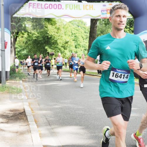 29.06.2025 - hella hamburg halbmarathon MichiJ http://msf.ph/oto/8303628 29.06.2025 10:35:01 Zwischen KM18-KM19 1689, 1942, 5022, 5650, 6203, 7480, 8852, 10423, 13554, 14594, 14618, 14619, 15026, 16414, 17229 meine-sportfotos.de