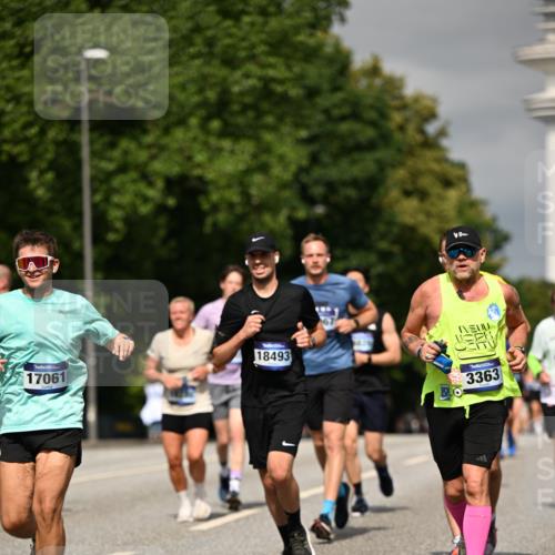 29.06.2025 - hella hamburg halbmarathon Dr. Thomas Lammeyer http://msf.ph/oto/8303667 29.06.2025 10:16:32 Kennedybrücke 1249, 1610, 1785, 1850, 1851, 2531, 2942, 2963, 2964, 3182, 3248, 3363, 4453, 4532, 5150, 5166, 5176, 6822, 7014, 7907, 8405, 8917, 8971, 9428, 9705, 10067, 10402, 10409, 10685, 11025 meine-sportfotos.de