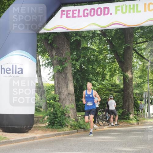 29.06.2025 - hella hamburg halbmarathon KatJ http://msf.ph/oto/8303731 29.06.2025 10:14:16 Zwischen KM18-KM19  meine-sportfotos.de