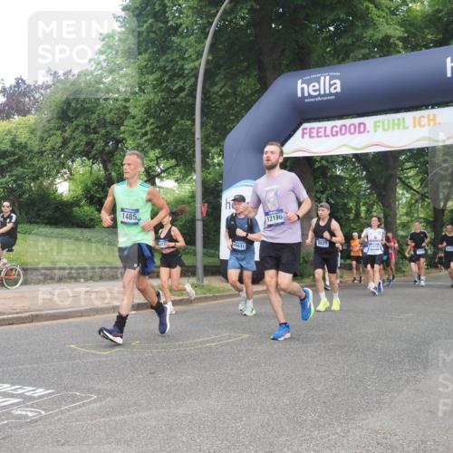29.06.2025 - hella hamburg halbmarathon KatJ http://msf.ph/oto/8303975 29.06.2025 10:43:35 Zwischen KM18-KM19 1130, 1485, 2250, 5492, 7547 meine-sportfotos.de