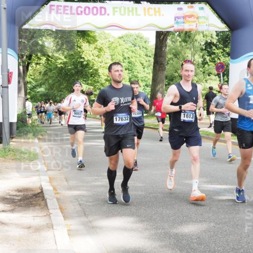 29.06.2025 - hella hamburg halbmarathon MichiJ http://msf.ph/oto/8304000 29.06.2025 10:35:05 Zwischen KM18-KM19 1613, 1689, 2274, 4528, 5022, 5650, 6203, 9051, 10423, 14594, 15309, 16089, 16414, 17229, 17632, 18882, 18963 meine-sportfotos.de
