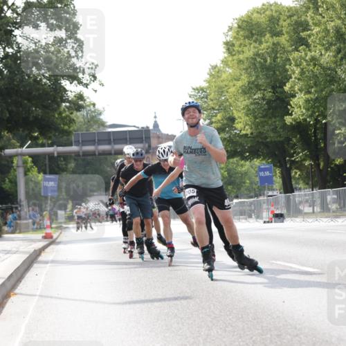 29.06.2025 - hella hamburg halbmarathon Jannik Wohlers http://msf.ph/oto/8304027 29.06.2025 08:57:24 Lombardsbrücke  meine-sportfotos.de