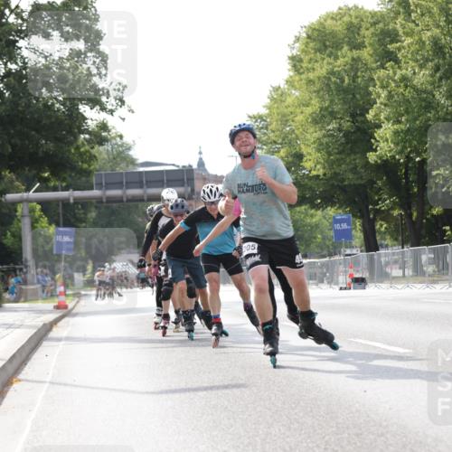 29.06.2025 - hella hamburg halbmarathon Jannik Wohlers http://msf.ph/oto/8304049 29.06.2025 08:57:24 Lombardsbrücke  meine-sportfotos.de