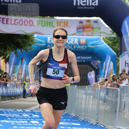 29.06.2025 - hella hamburg halbmarathon Strokosch-Dieckow http://msf.ph/oto/8304061 29.06.2025 10:16:10 Ziel 50, 11409 meine-sportfotos.de