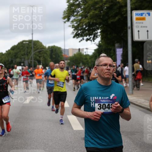 29.06.2025 - hella hamburg halbmarathon Yannick Fuchs http://msf.ph/oto/8304063 29.06.2025 10:50:07 20KM 1130, 1180, 1877, 2378, 2982, 3042, 3048, 4594, 4813, 4951, 5287, 5465, 5721, 5744, 6759, 7547, 7646, 7742, 8311, 8330, 8639, 8863, 8968, 8996, 9246, 9622, 9903, 10084, 11143, 11309, 11554, 11638, 11870, 12515, 12858, 13474, 14363, 14461, 15134, 16008, 16009, 16043, 16375, 16434, 16620, 16625, 17468, 18117, 18125, 18325, 18340, 18495, 18531, 18634, 18867, 18966, 19152 meine-sportfotos.de