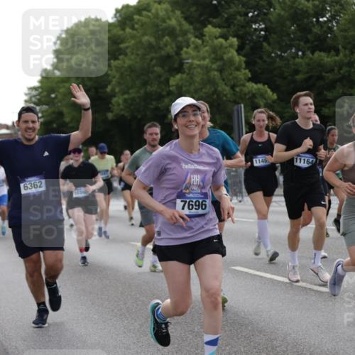 29.06.2025 - hella hamburg halbmarathon Jannik Wohlers http://msf.ph/oto/8304082 29.06.2025 10:37:30 Lombardsbrücke 1475, 1578, 1799, 1985, 2853, 3230, 3246, 3880, 4921, 5139, 5522, 6362, 6697, 7244, 7321, 7350, 7629, 7696, 8198, 8199, 8985, 9247, 9288, 9895, 10025, 10159, 10836, 11087, 11152, 11164, 11421, 11456, 11457, 11479, 11543, 11882, 12242, 12997, 13650, 14018, 15002, 15329, 15418, 15511, 15762, 16211, 16220, 16360, 17389, 17793, 18317, 18319, 18572, 18937 meine-sportfotos.de