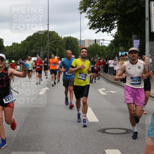 29.06.2025 - hella hamburg halbmarathon Yannick Fuchs http://msf.ph/oto/8304136 29.06.2025 10:50:07 20KM 1130, 1180, 1877, 2378, 2982, 3042, 3048, 4594, 4813, 4951, 5287, 5465, 5721, 5744, 6759, 7547, 7646, 7742, 8311, 8330, 8639, 8863, 8968, 8996, 9246, 9622, 9903, 10084, 11143, 11309, 11554, 11638, 11870, 12515, 12858, 13474, 14363, 14461, 15134, 16008, 16009, 16043, 16375, 16434, 16620, 16625, 17468, 18117, 18125, 18325, 18340, 18495, 18531, 18634, 18867, 18966, 19152 meine-sportfotos.de