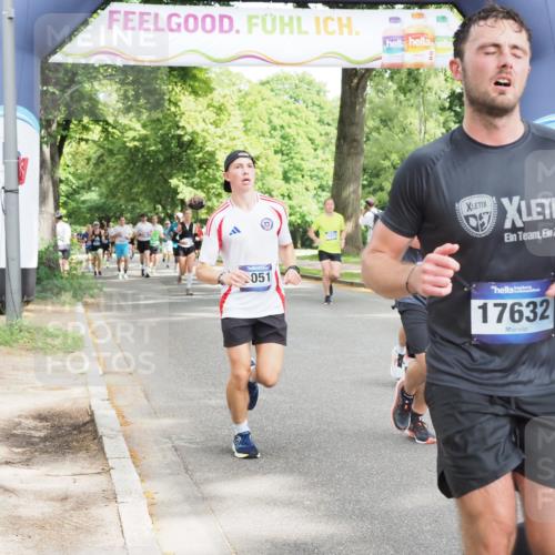 29.06.2025 - hella hamburg halbmarathon MichiJ http://msf.ph/oto/8304213 29.06.2025 10:35:07 Zwischen KM18-KM19 1613, 2213, 2274, 4528, 9051, 14594, 15309, 15923, 16089, 17229, 17632, 18882, 18963 meine-sportfotos.de