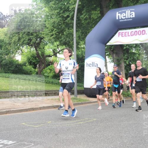 29.06.2025 - hella hamburg halbmarathon KatJ http://msf.ph/oto/8304239 29.06.2025 10:43:38 Zwischen KM18-KM19 1130, 1485, 2250, 5492, 6272, 6399, 8669 meine-sportfotos.de