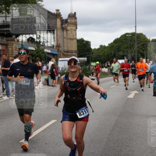 29.06.2025 - hella hamburg halbmarathon Yannick Fuchs http://msf.ph/oto/8304249 29.06.2025 10:50:08 20KM 1130, 1180, 1877, 2378, 2982, 3042, 3048, 4594, 4813, 4951, 5287, 5465, 5721, 5744, 6759, 7037, 7547, 7646, 7742, 8311, 8330, 8639, 8863, 8968, 8996, 9246, 9622, 9903, 10084, 11143, 11309, 11554, 11638, 11870, 12515, 12858, 14363, 14461, 15134, 16008, 16009, 16043, 16375, 16434, 16620, 16625, 17468, 17660, 18117, 18125, 18325, 18340, 18495, 18531, 18634, 18867, 18966, 19152 meine-sportfotos.de