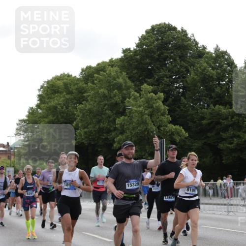 29.06.2025 - hella hamburg halbmarathon Jannik Wohlers http://msf.ph/oto/8304275 29.06.2025 10:37:38 Lombardsbrücke 1196, 1394, 1578, 1799, 1901, 1966, 1985, 2786, 3246, 3880, 4414, 4921, 5139, 5713, 6199, 6362, 6697, 7118, 7165, 7244, 7552, 7629, 7696, 7914, 8198, 8199, 8539, 8615, 8696, 8985, 9350, 9391, 10025, 10836, 11087, 11152, 11164, 11421, 11456, 11457, 11479, 11543, 12573, 12892, 12997, 13103, 13442, 14018, 14163, 15002, 15329, 15355, 15418, 15511, 15562, 15762, 16211, 16220, 16360, 16658, 16876, 17053, 17389, 18572, 18592, 18937 meine-sportfotos.de
