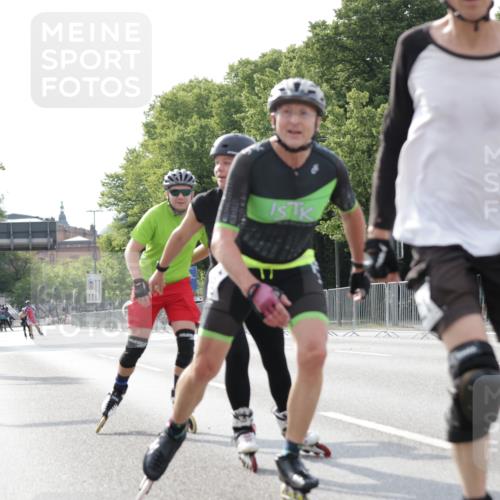 29.06.2025 - hella hamburg halbmarathon Jannik Wohlers http://msf.ph/oto/8304320 29.06.2025 08:57:27 Lombardsbrücke  meine-sportfotos.de