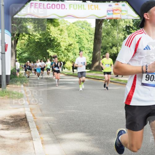 29.06.2025 - hella hamburg halbmarathon MichiJ http://msf.ph/oto/8304321 29.06.2025 10:35:08 Zwischen KM18-KM19 1613, 2213, 2274, 4528, 9051, 12679, 14594, 15309, 15923, 16089, 17229, 17632, 18882, 18963 meine-sportfotos.de