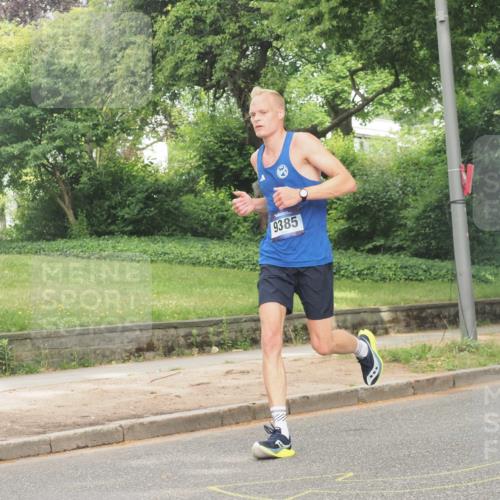 29.06.2025 - hella hamburg halbmarathon KatJ http://msf.ph/oto/8304378 29.06.2025 10:14:18 Zwischen KM18-KM19  meine-sportfotos.de