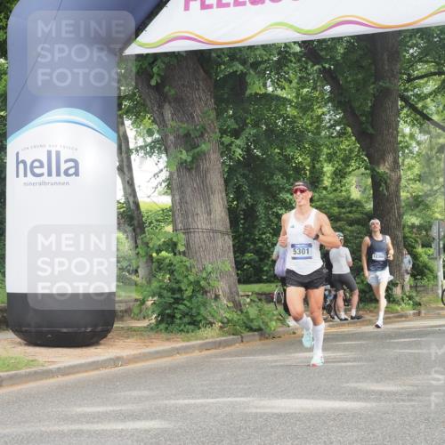 29.06.2025 - hella hamburg halbmarathon KatJ http://msf.ph/oto/8304419 29.06.2025 10:14:20 Zwischen KM18-KM19 5301 meine-sportfotos.de