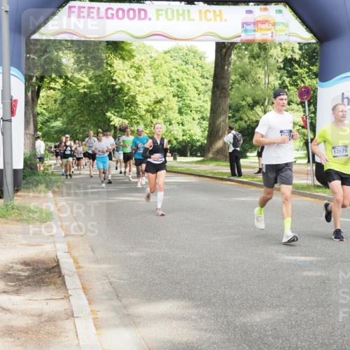 29.06.2025 - hella hamburg halbmarathon MichiJ http://msf.ph/oto/8304455 29.06.2025 10:35:10 Zwischen KM18-KM19 1613, 2213, 2274, 4528, 9051, 12679, 14730, 15309, 15923, 16089, 17632, 18882, 18963 meine-sportfotos.de