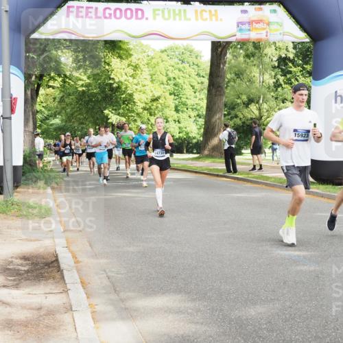 29.06.2025 - hella hamburg halbmarathon MichiJ http://msf.ph/oto/8304504 29.06.2025 10:35:10 Zwischen KM18-KM19 1613, 2213, 2274, 4528, 9051, 12679, 14730, 15309, 15923, 16089, 17632, 18882, 18963 meine-sportfotos.de