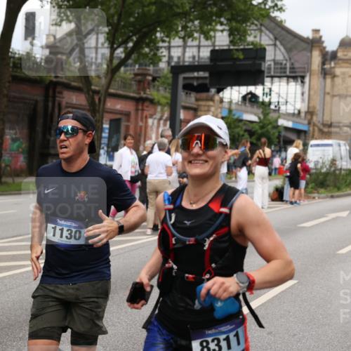 29.06.2025 - hella hamburg halbmarathon Yannick Fuchs http://msf.ph/oto/8304521 29.06.2025 10:50:08 20KM 1130, 1180, 1877, 2378, 2982, 3042, 3048, 4594, 4813, 4951, 5287, 5465, 5721, 5744, 6759, 7037, 7547, 7646, 7742, 8311, 8330, 8639, 8863, 8968, 8996, 9246, 9622, 9903, 10084, 11143, 11309, 11554, 11638, 11870, 12515, 12858, 14363, 14461, 15134, 16008, 16009, 16043, 16375, 16434, 16620, 16625, 17468, 17660, 18117, 18125, 18325, 18340, 18495, 18531, 18634, 18867, 18966, 19152 meine-sportfotos.de