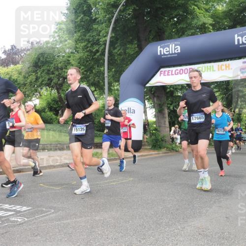 29.06.2025 - hella hamburg halbmarathon KatJ http://msf.ph/oto/8304531 29.06.2025 10:43:40 Zwischen KM18-KM19 1130, 1485, 6272, 6399, 7659, 8669 meine-sportfotos.de