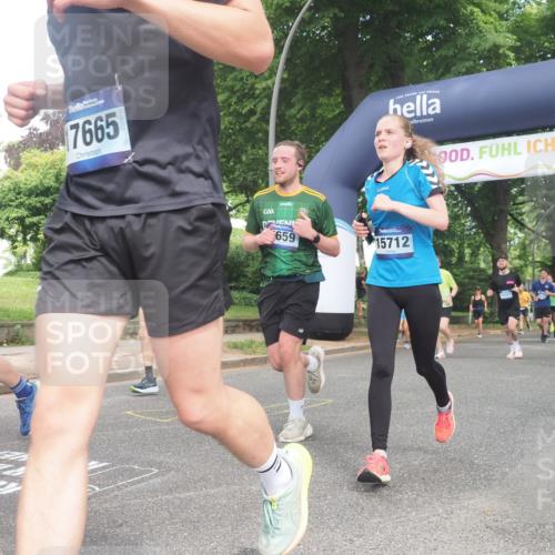29.06.2025 - hella hamburg halbmarathon KatJ http://msf.ph/oto/8304671 29.06.2025 10:43:42 Zwischen KM18-KM19 1583, 6272, 6399, 7659, 8669 meine-sportfotos.de