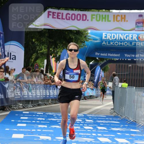 29.06.2025 - hella hamburg halbmarathon Strokosch-Dieckow http://msf.ph/oto/8304718 29.06.2025 10:16:09 Ziel 50 meine-sportfotos.de