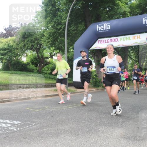 29.06.2025 - hella hamburg halbmarathon KatJ http://msf.ph/oto/8304755 29.06.2025 10:43:44 Zwischen KM18-KM19 1583, 4167, 6272, 6399, 7659, 7716, 8652, 8669 meine-sportfotos.de