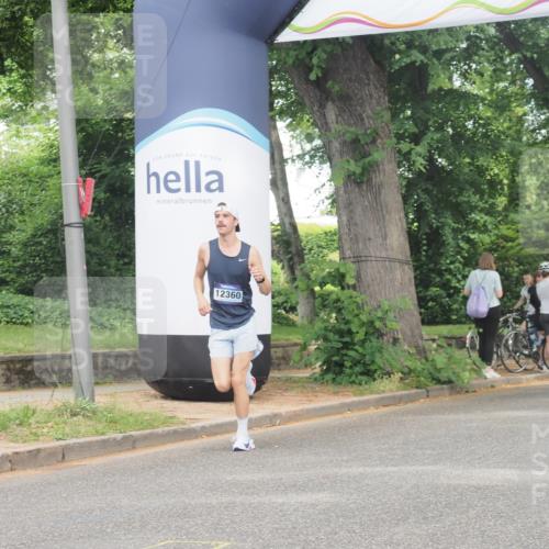 29.06.2025 - hella hamburg halbmarathon KatJ http://msf.ph/oto/8304761 29.06.2025 10:14:22 Zwischen KM18-KM19 5301 meine-sportfotos.de