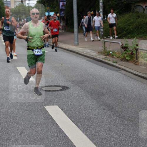 29.06.2025 - hella hamburg halbmarathon Yannick Fuchs http://msf.ph/oto/8304764 29.06.2025 10:50:11 20KM 1130, 1180, 1877, 2083, 2378, 2982, 3042, 3048, 4152, 4594, 4813, 5287, 5465, 5721, 5744, 6759, 7037, 7547, 7646, 7742, 8311, 8330, 8639, 8863, 8968, 8996, 9246, 9622, 9903, 10084, 10093, 10665, 11143, 11309, 11554, 11638, 11870, 12515, 12858, 13691, 14363, 14461, 14588, 14867, 15134, 15407, 16008, 16009, 16043, 16121, 16434, 16620, 16625, 17468, 17660, 17993, 18117, 18125, 18531, 18634, 18867, 18966 meine-sportfotos.de