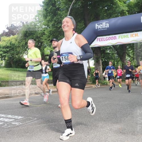 29.06.2025 - hella hamburg halbmarathon KatJ http://msf.ph/oto/8304785 29.06.2025 10:43:44 Zwischen KM18-KM19 1583, 4167, 6272, 6399, 7659, 7716, 8652, 8669 meine-sportfotos.de