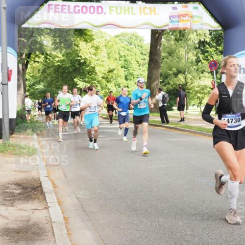 29.06.2025 - hella hamburg halbmarathon MichiJ http://msf.ph/oto/8304790 29.06.2025 10:35:12 Zwischen KM18-KM19 1613, 2213, 2274, 2284, 4528, 12679, 14730, 15309, 15923, 18104, 18882 meine-sportfotos.de