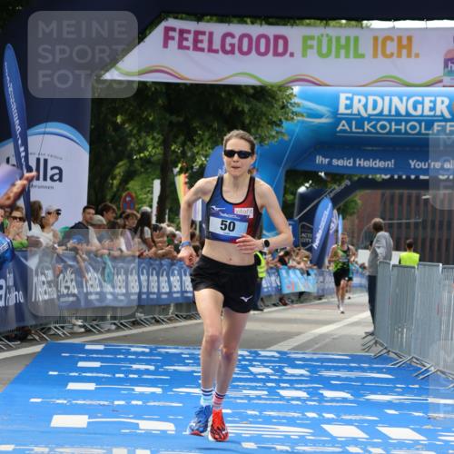 29.06.2025 - hella hamburg halbmarathon Strokosch-Dieckow http://msf.ph/oto/8304941 29.06.2025 10:16:08 Ziel 50 meine-sportfotos.de