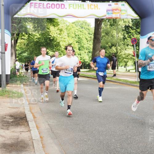29.06.2025 - hella hamburg halbmarathon MichiJ http://msf.ph/oto/8304947 29.06.2025 10:35:14 Zwischen KM18-KM19 2213, 2284, 6630, 9262, 9497, 9538, 11518, 12679, 14730, 15923, 18104 meine-sportfotos.de
