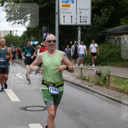 29.06.2025 - hella hamburg halbmarathon Yannick Fuchs http://msf.ph/oto/8304961 29.06.2025 10:50:12 20KM 1130, 1180, 1877, 2083, 2378, 2982, 3042, 3048, 4152, 4594, 4813, 5287, 5465, 5570, 5721, 5744, 6759, 7037, 7547, 7646, 8311, 8330, 8863, 8968, 8996, 9246, 9622, 9903, 10084, 10093, 10665, 11143, 11309, 11554, 11638, 11870, 12515, 12858, 13691, 14363, 14461, 14588, 14867, 15134, 15407, 16008, 16009, 16043, 16121, 16434, 16620, 16625, 17268, 17468, 17660, 17993, 18117, 18125, 18531, 18634, 18867, 18966 meine-sportfotos.de