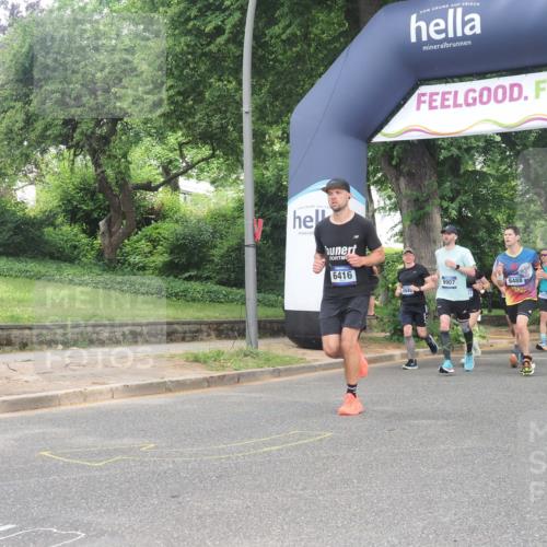 29.06.2025 - hella hamburg halbmarathon KatJ http://msf.ph/oto/8305023 29.06.2025 10:43:50 Zwischen KM18-KM19 1563, 2417, 3836, 4167, 5033, 6416, 7716, 8542, 8652 meine-sportfotos.de