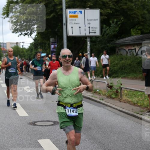 29.06.2025 - hella hamburg halbmarathon Yannick Fuchs http://msf.ph/oto/8305043 29.06.2025 10:50:12 20KM 1130, 1180, 1877, 2083, 2378, 2982, 3042, 3048, 4152, 4594, 4813, 5287, 5465, 5570, 5721, 5744, 6759, 7037, 7547, 7646, 8311, 8330, 8863, 8968, 8996, 9246, 9622, 9903, 10084, 10093, 10665, 11143, 11309, 11554, 11638, 11870, 12515, 12858, 13691, 14363, 14461, 14588, 14867, 15134, 15407, 16008, 16009, 16043, 16121, 16434, 16620, 16625, 17268, 17468, 17660, 17993, 18117, 18125, 18531, 18634, 18867, 18966 meine-sportfotos.de