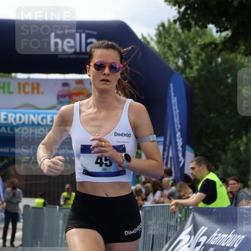 29.06.2025 - hella hamburg halbmarathon Strokosch-Dieckow http://msf.ph/oto/8305050 29.06.2025 10:15:46 Ziel 45 meine-sportfotos.de