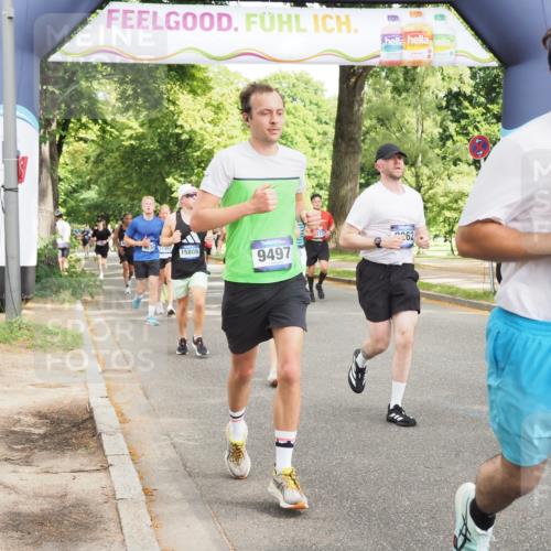 29.06.2025 - hella hamburg halbmarathon MichiJ http://msf.ph/oto/8305099 29.06.2025 10:35:15 Zwischen KM18-KM19 2284, 6630, 9262, 9497, 9538, 10122, 11518, 12679, 14730, 15923, 17451, 18104 meine-sportfotos.de